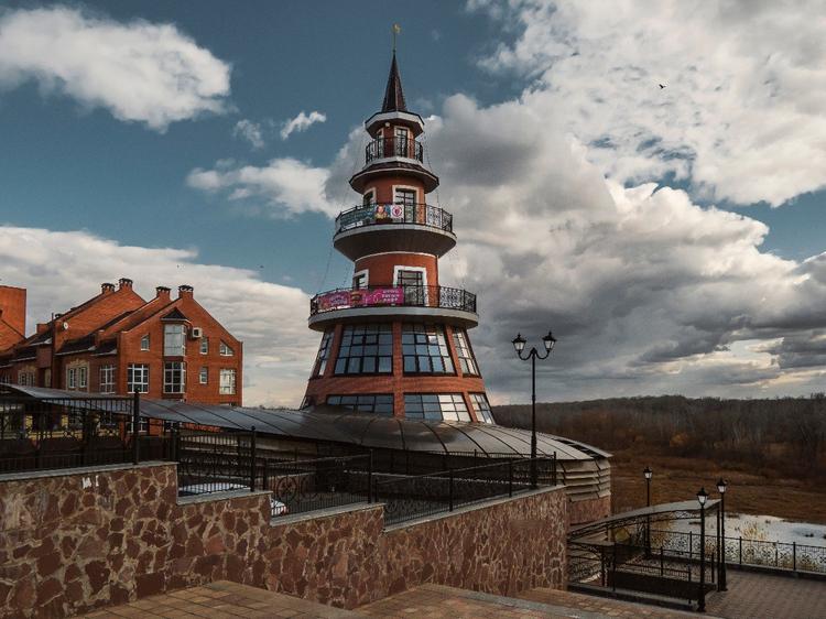 Orenburg is an ancient merchant fortress city on the border of Europe and Asia | TURIZM