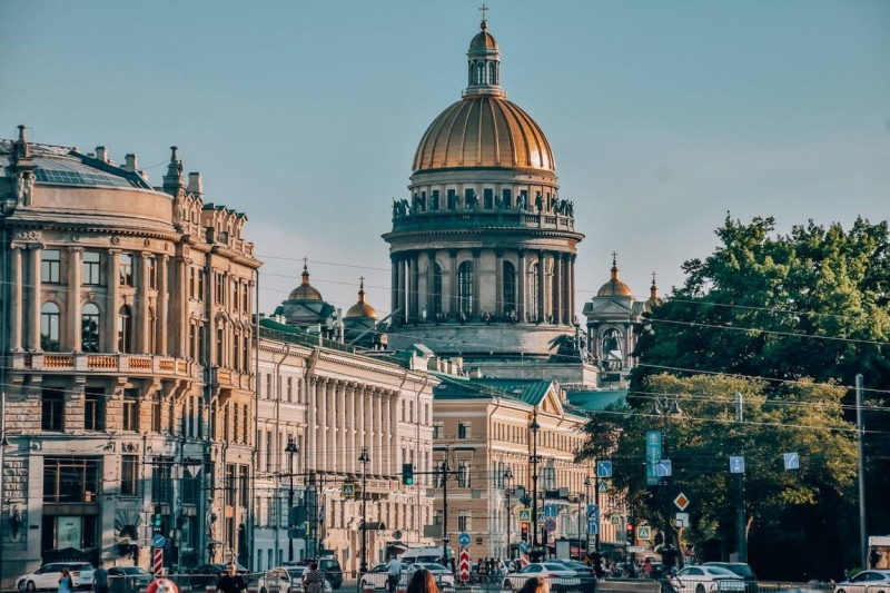 How to get from Minsk to St. Petersburg cheaply: 4 tips