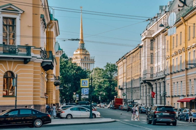 How to get from Minsk to St. Petersburg cheaply: 4 tips