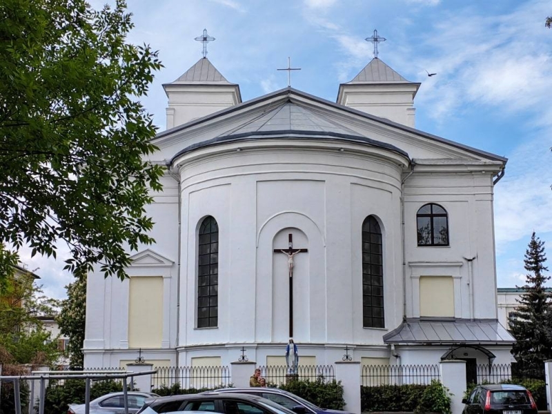 Where to eat cheap in the center of Brest? 12 restaurants and cafes