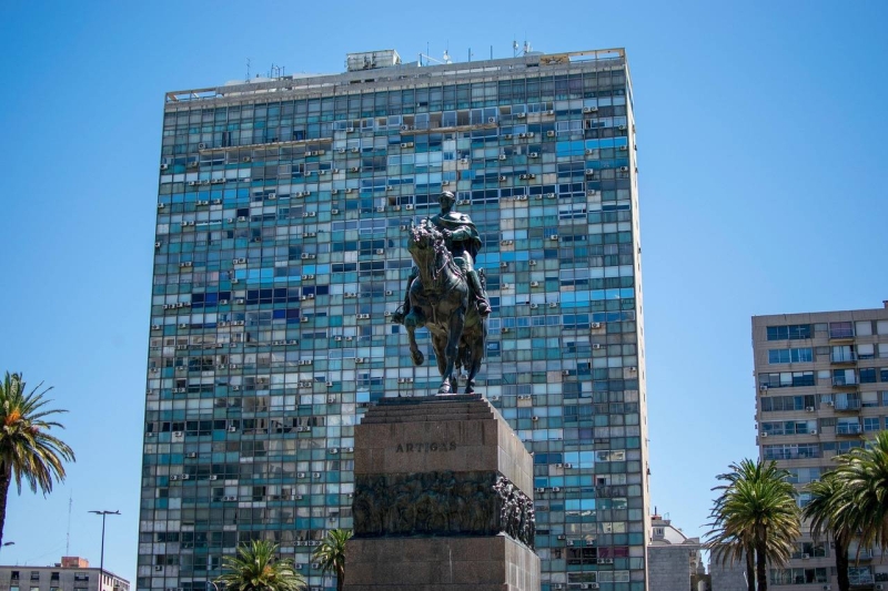 Montevideo - the main city of Uruguay | Anton Borodachev's Blog