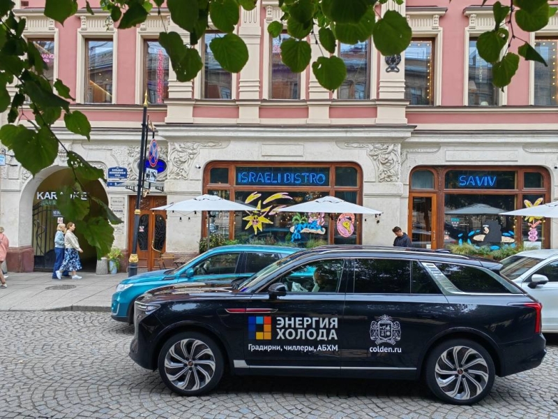 Where can I eat cheaply in the center of St. Petersburg? 10 tips for tourists