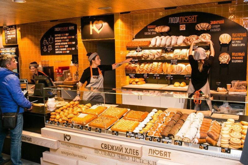 Where can I eat cheaply in the center of St. Petersburg? 10 tips for tourists