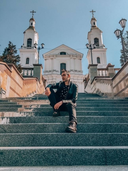 How to get from Minsk to Vitebsk? 4 ways