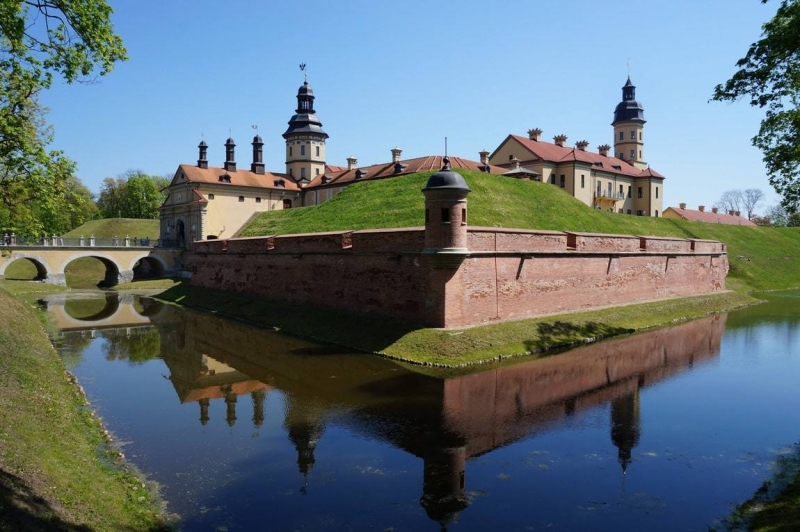How to get to Nesvizh from Minsk: 4 best ways