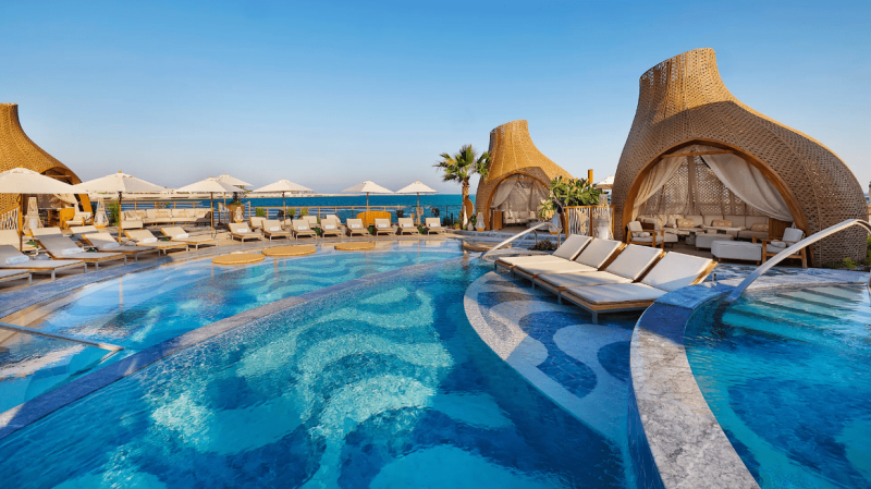 Beaches of Doha or Where to swim in Qatar?