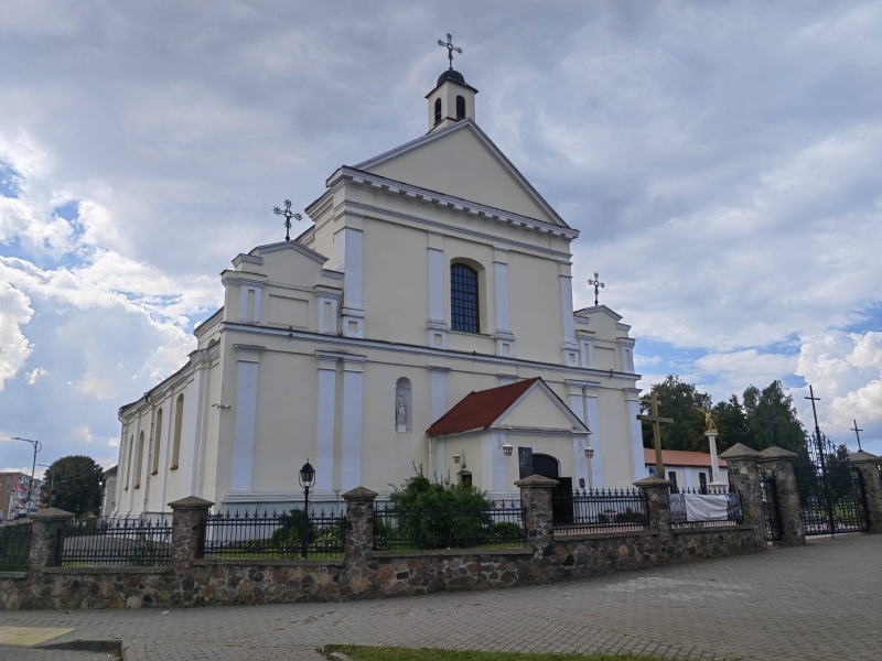 What to see in Novogrudok? Castles, underground crypts, and dark fantasy