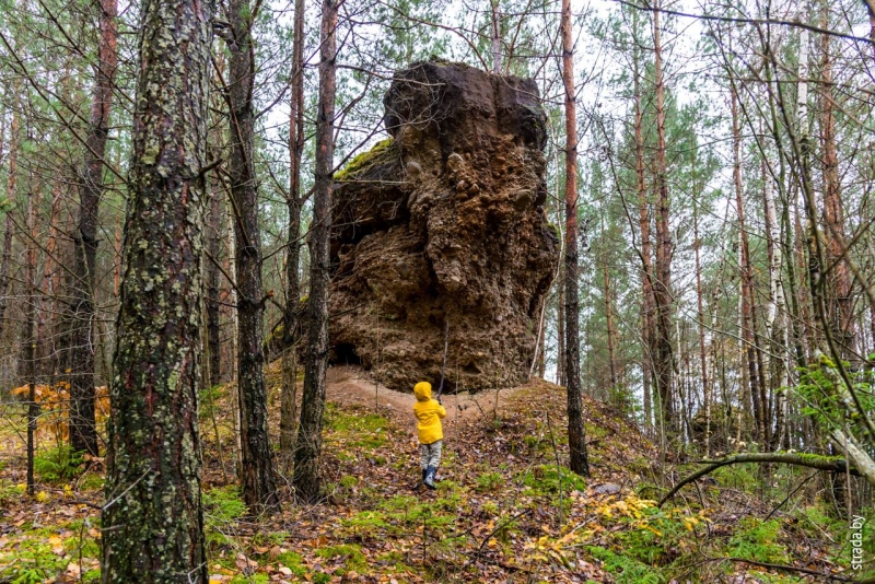 What to see in Novogrudok? Castles, underground crypts, and dark fantasy
