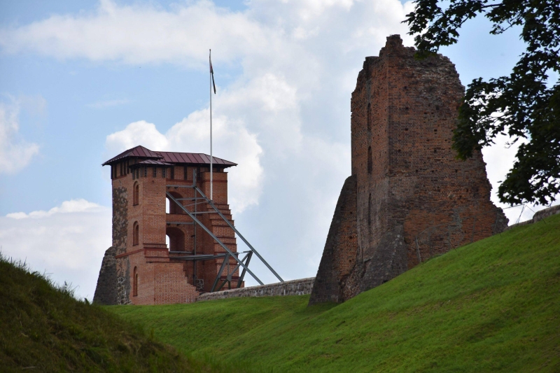 What to see in Novogrudok? Castles, underground crypts, and dark fantasy